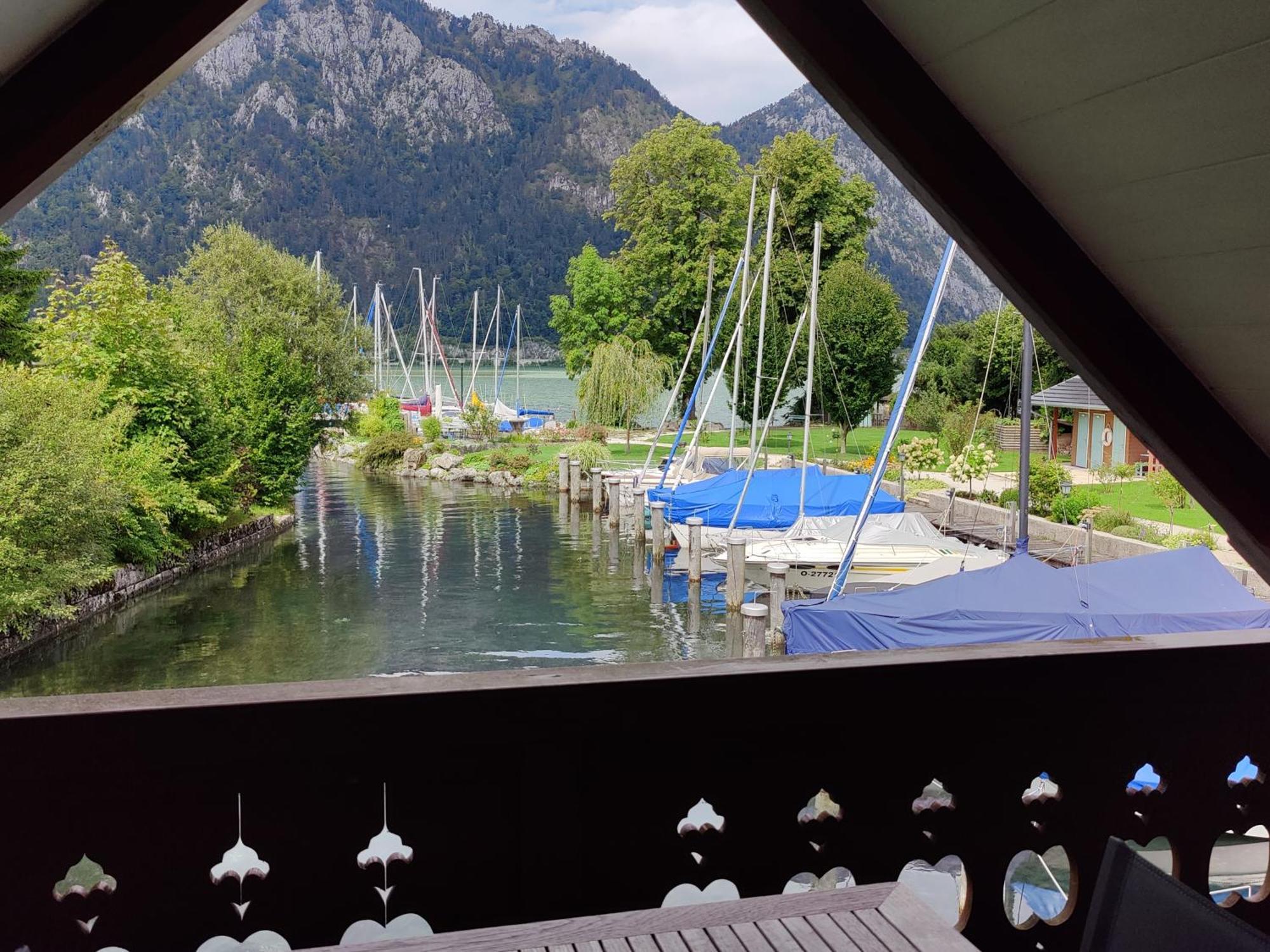 Wohnen Am See Villa Schroetter Direkt Am Traunsee Rindbach Exterior photo